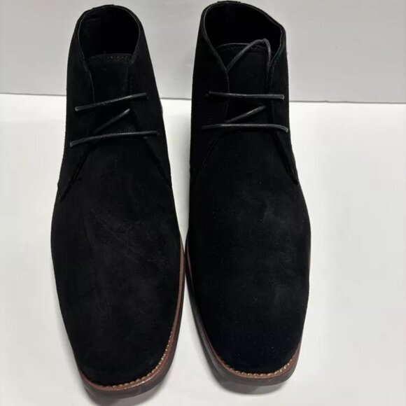 Men's Black Chukka Boots - Picture 3 of 7